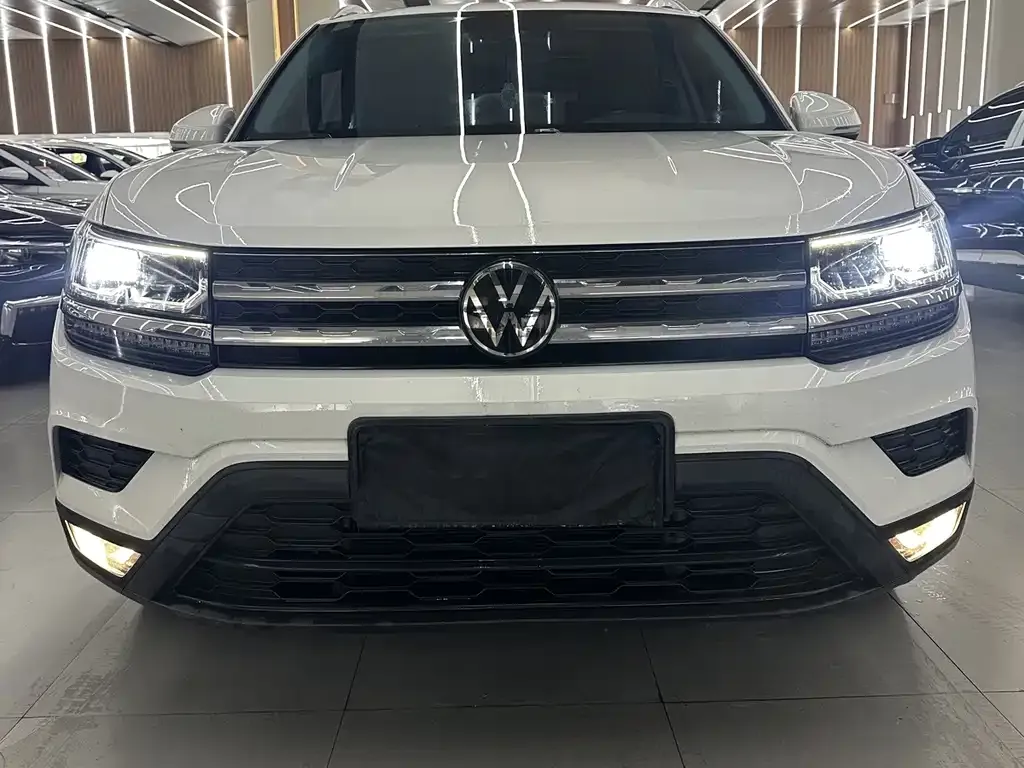Volkswagen Tharu — фото 6
