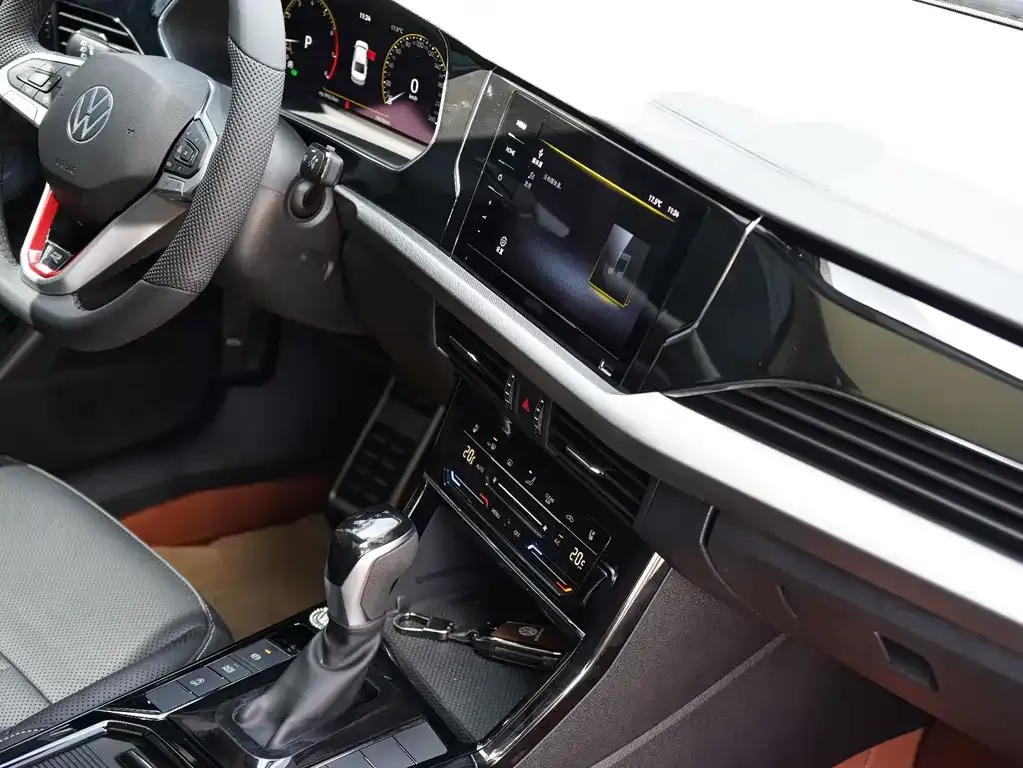 Volkswagen Passat — фото 8