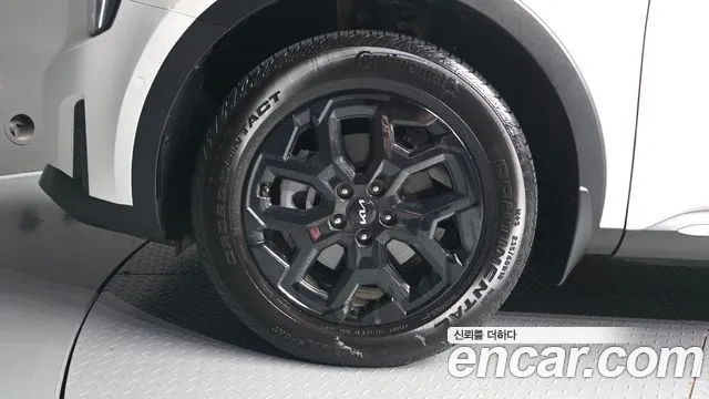 Kia Sorento — фото 10