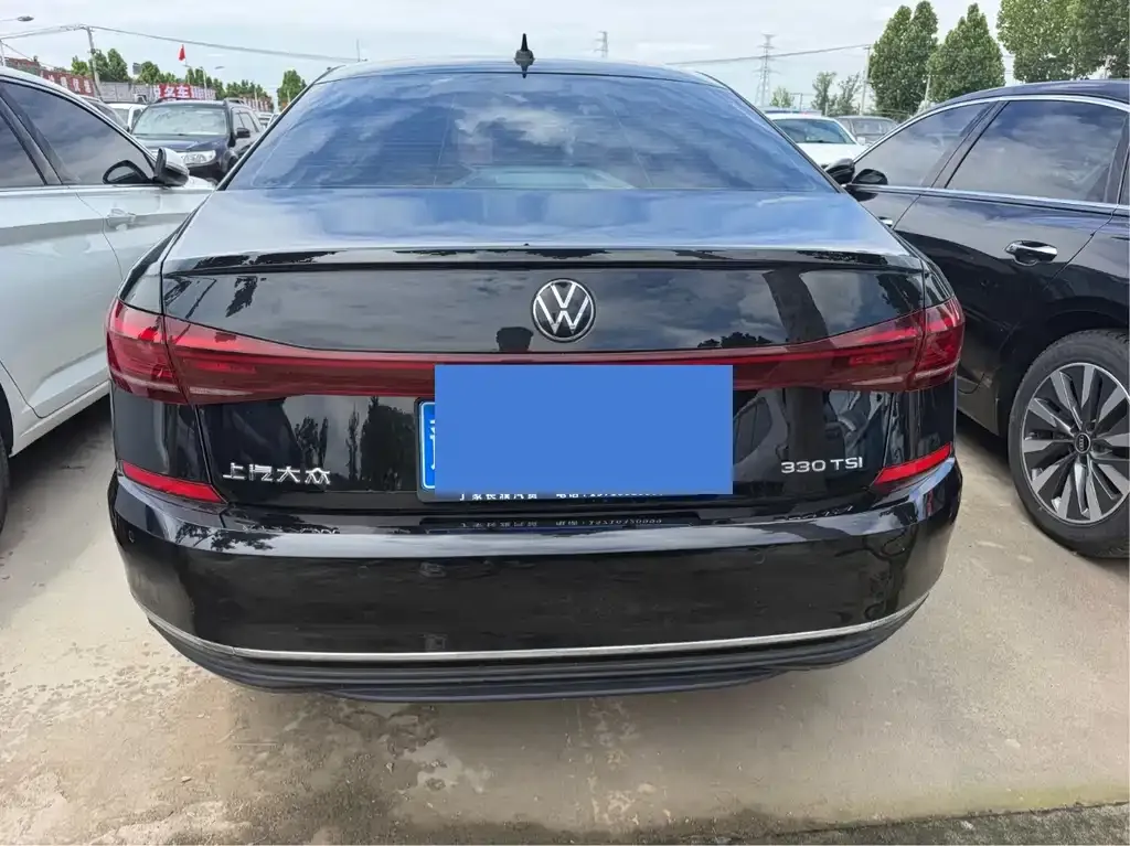 Volkswagen Passat — фото 4