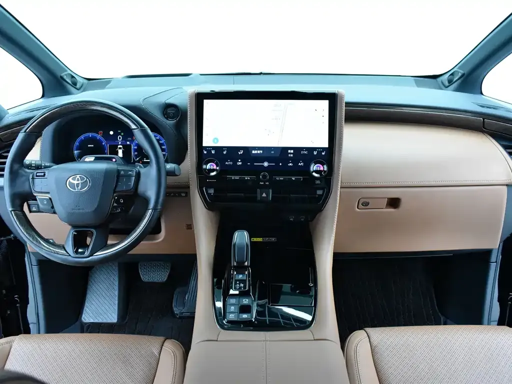 Toyota Alphard — фото 8