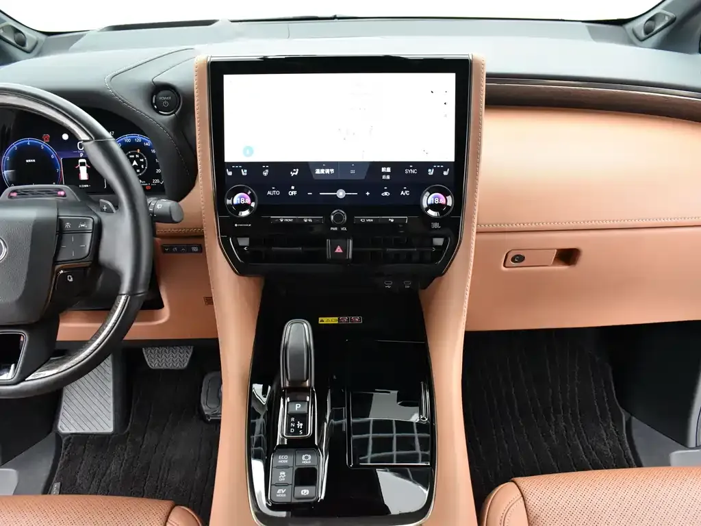 Toyota Alphard — фото 4
