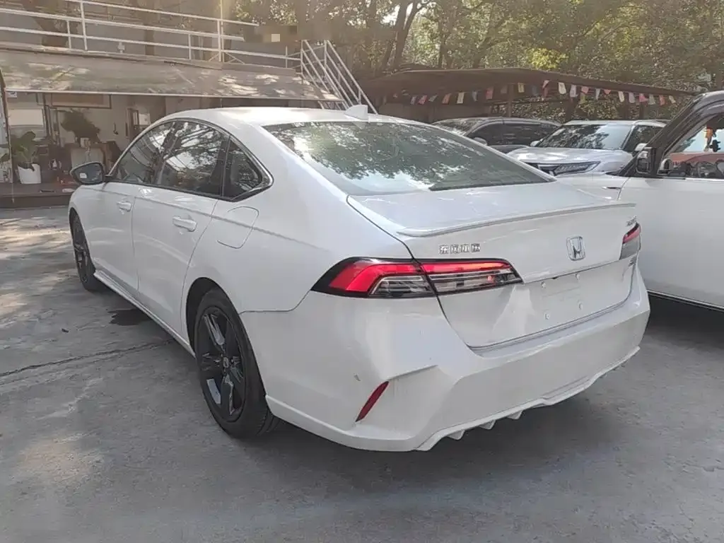 Honda Inspire — фото 4