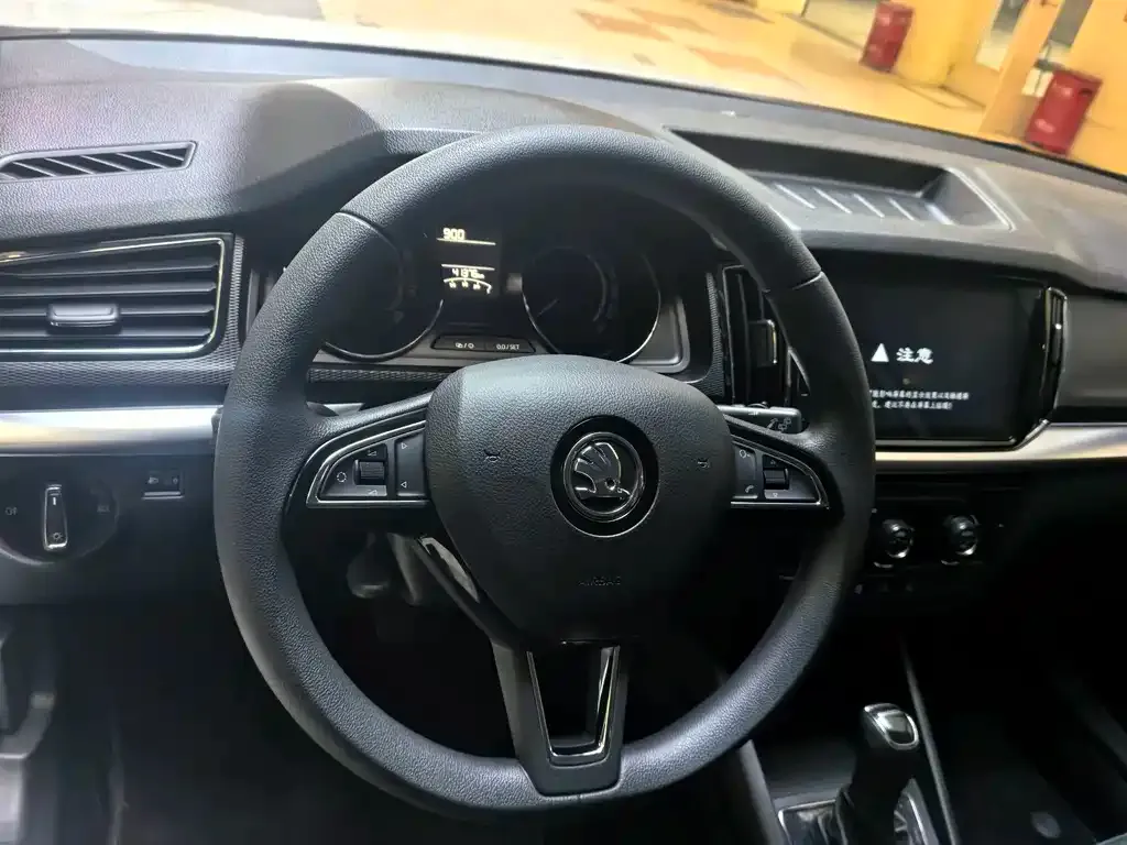 Skoda Kamiq — фото 3