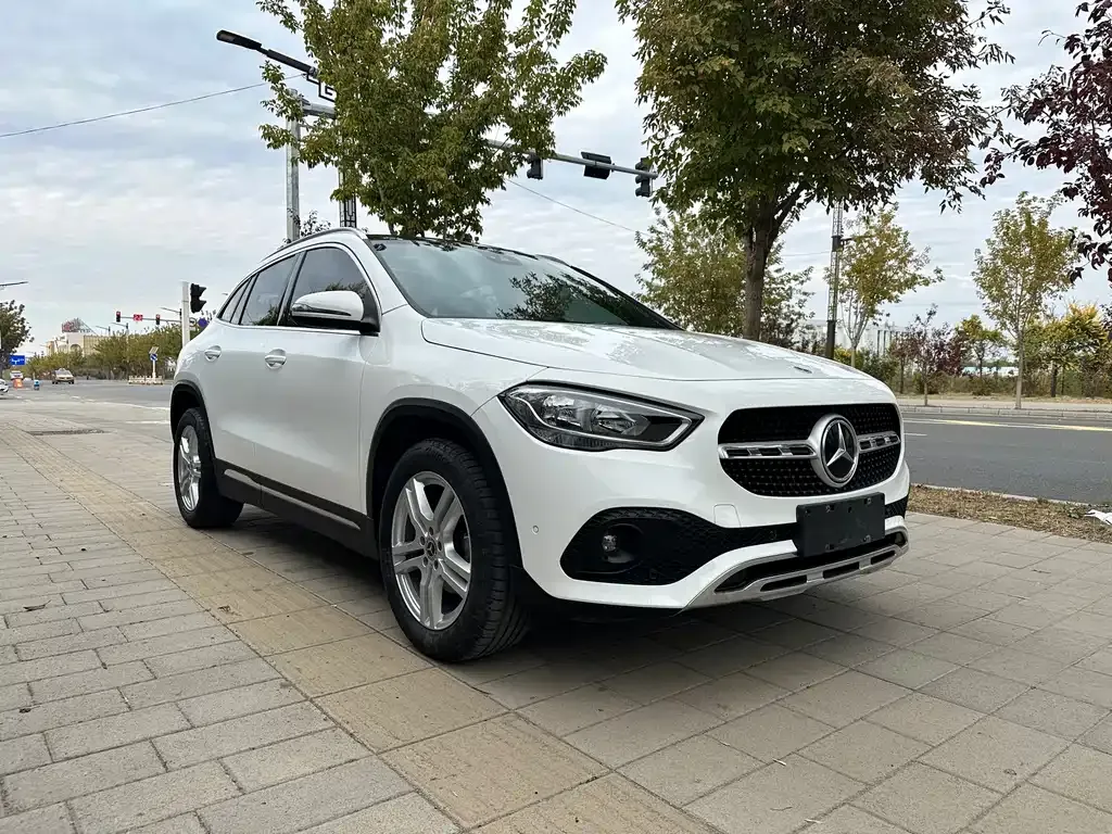Mercedes-Benz GLA — фото 4