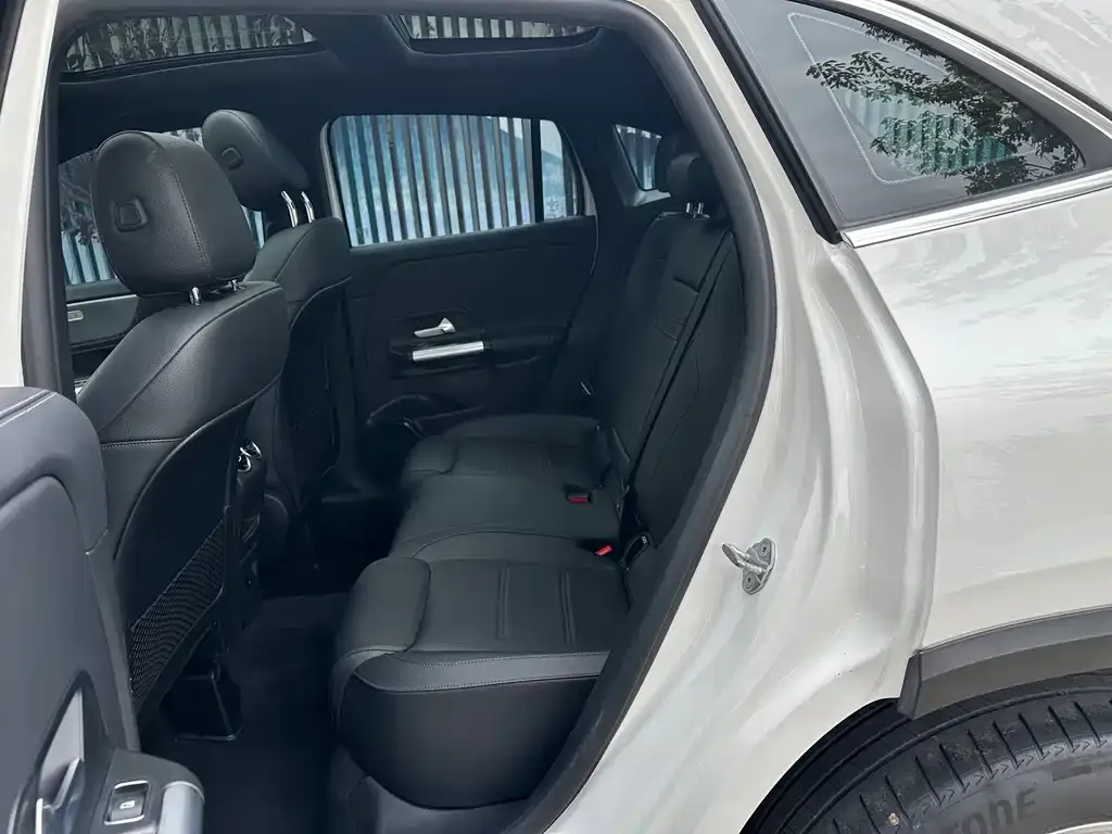 Mercedes-Benz GLA — фото 3