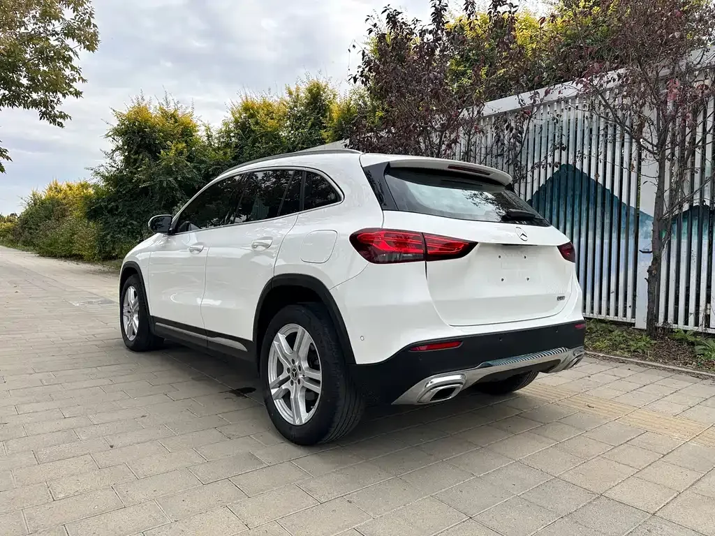 Mercedes-Benz GLA — фото 5