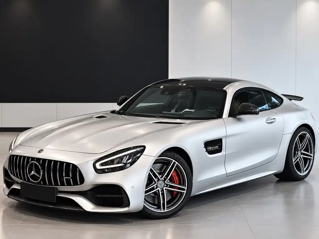 Mercedes-Benz AMG GT — фото 1