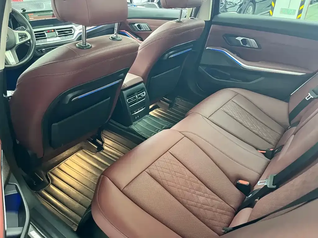 BMW 3 Series — фото 10