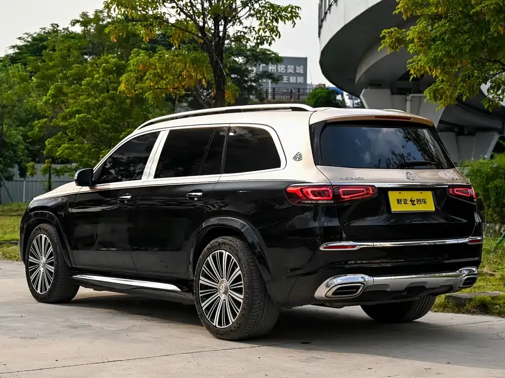 Mercedes-Benz GLS — фото 10