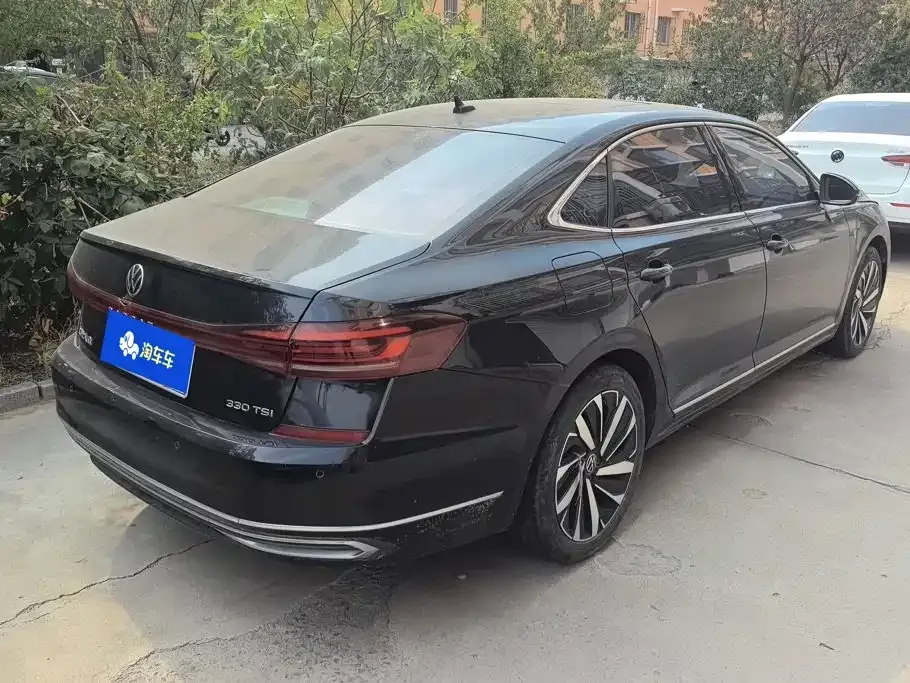 Volkswagen Passat — фото 3