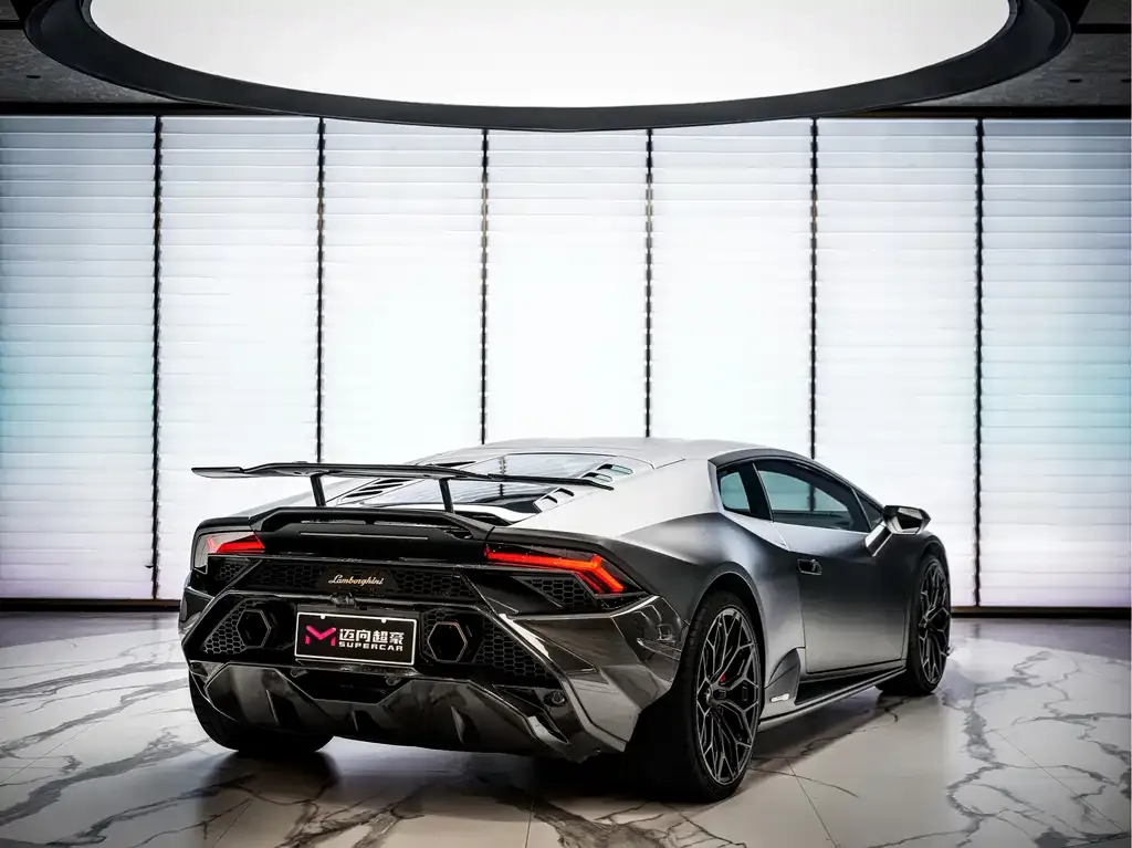 Lamborghini Huracan — фото 9
