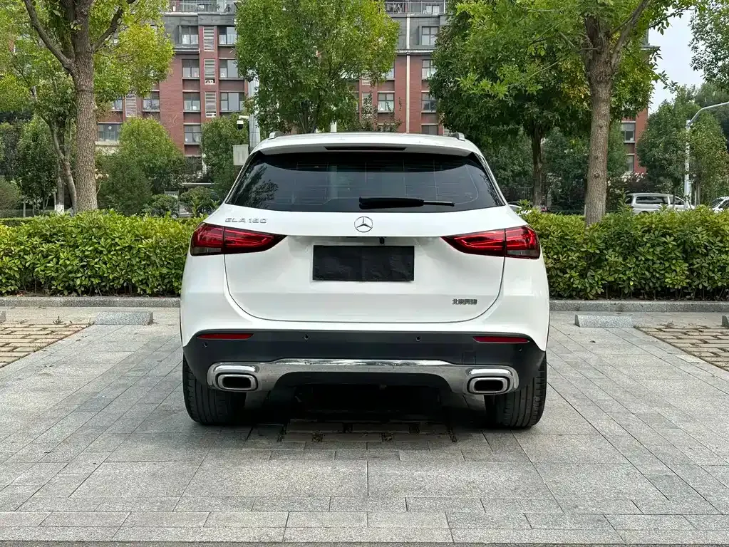 Mercedes-Benz GLA — фото 7