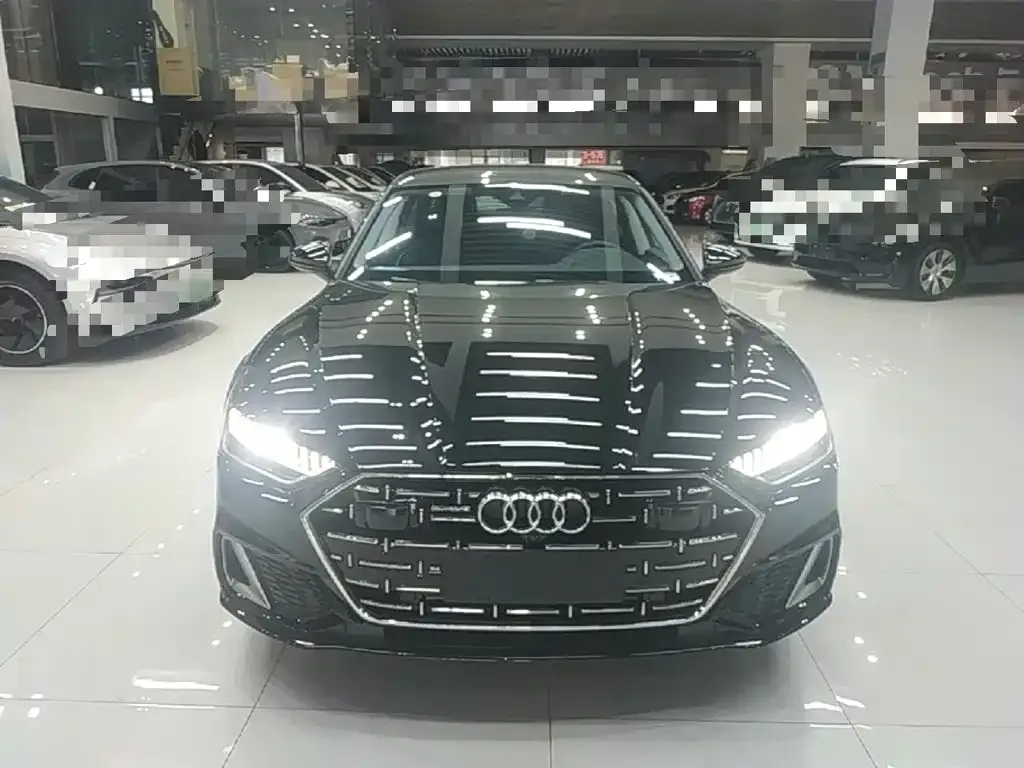 Audi A7L — фото 5