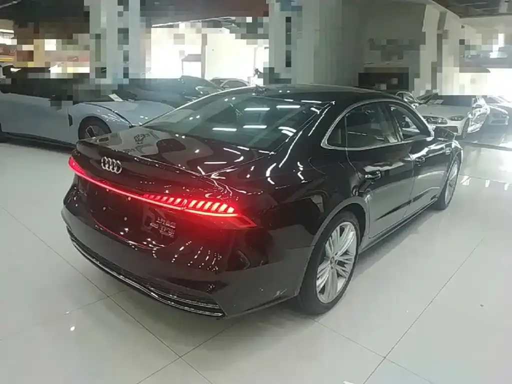 Audi A7L — фото 4