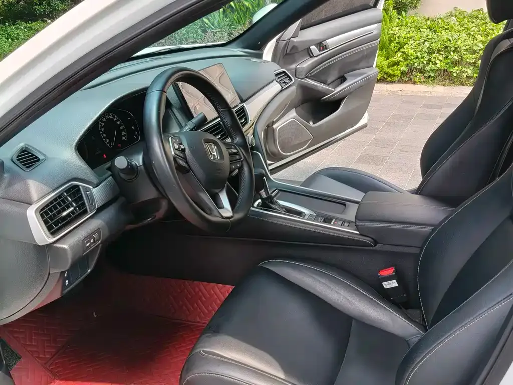 Honda Inspire — фото 10