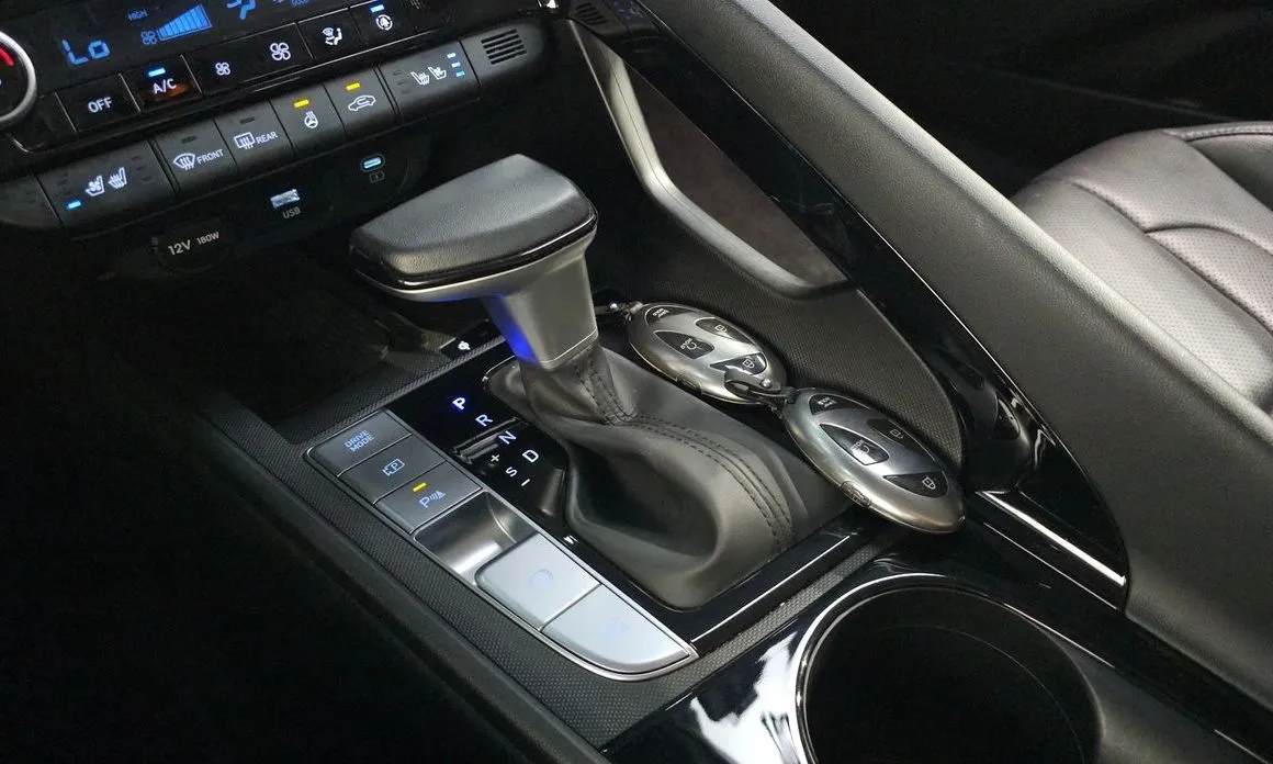 Hyundai AVANTE — фото 9