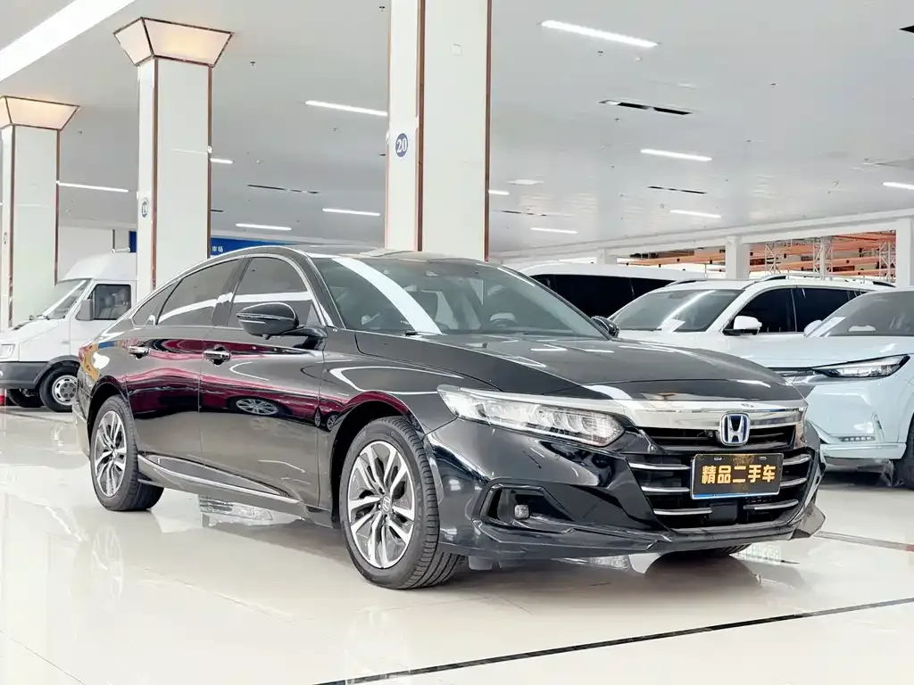 Honda Accord — фото 6