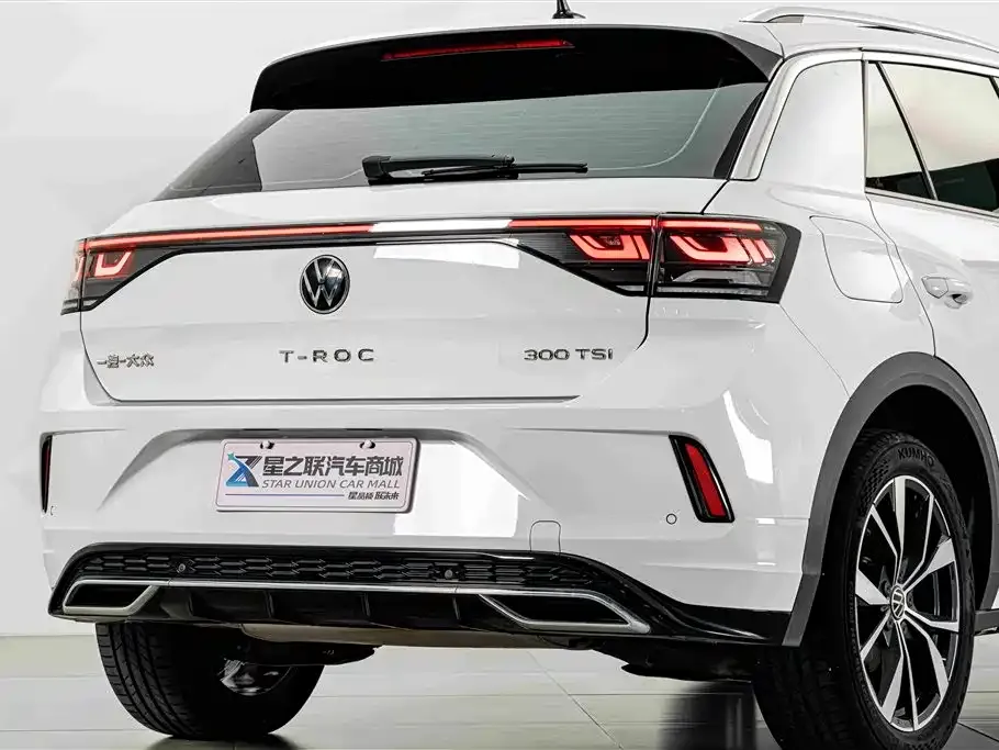 Volkswagen T-Roc — фото 10