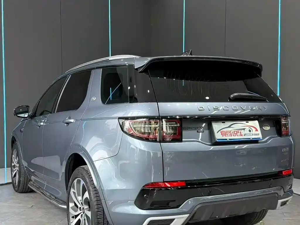 Land Rover Discovery Sport — фото 10