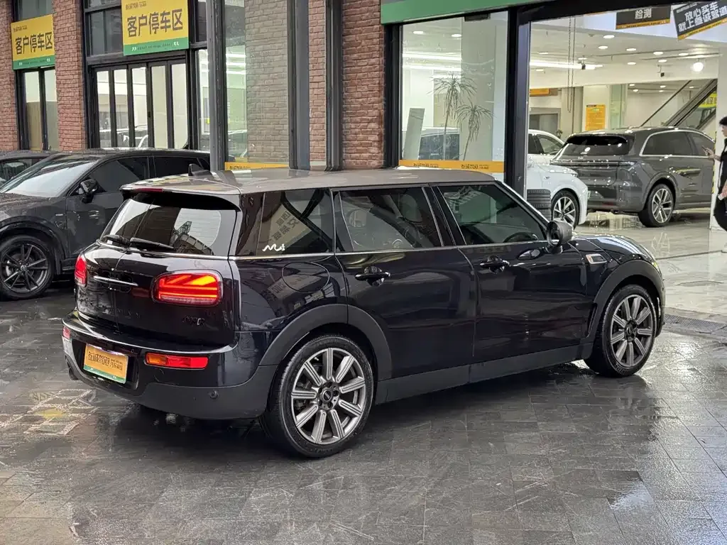 MINI Clubman — фото 10
