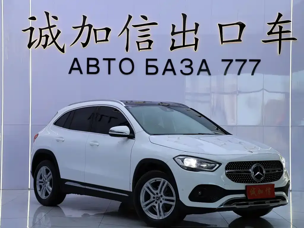 Mercedes-Benz GLA — фото 7