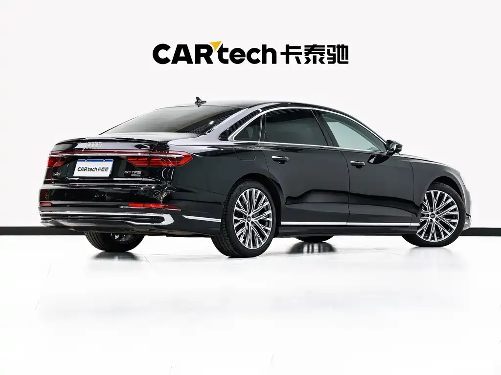 Audi A8 — фото 2