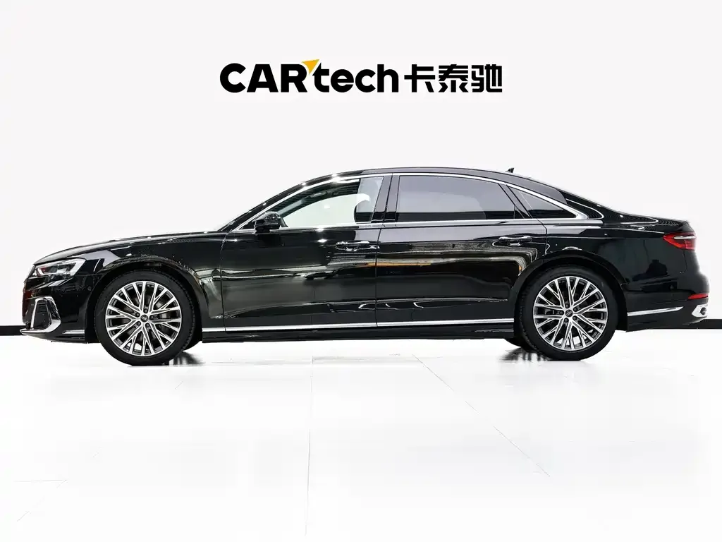 Audi A8 — фото 3