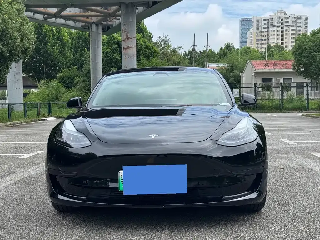 Tesla Model 3 — фото 5