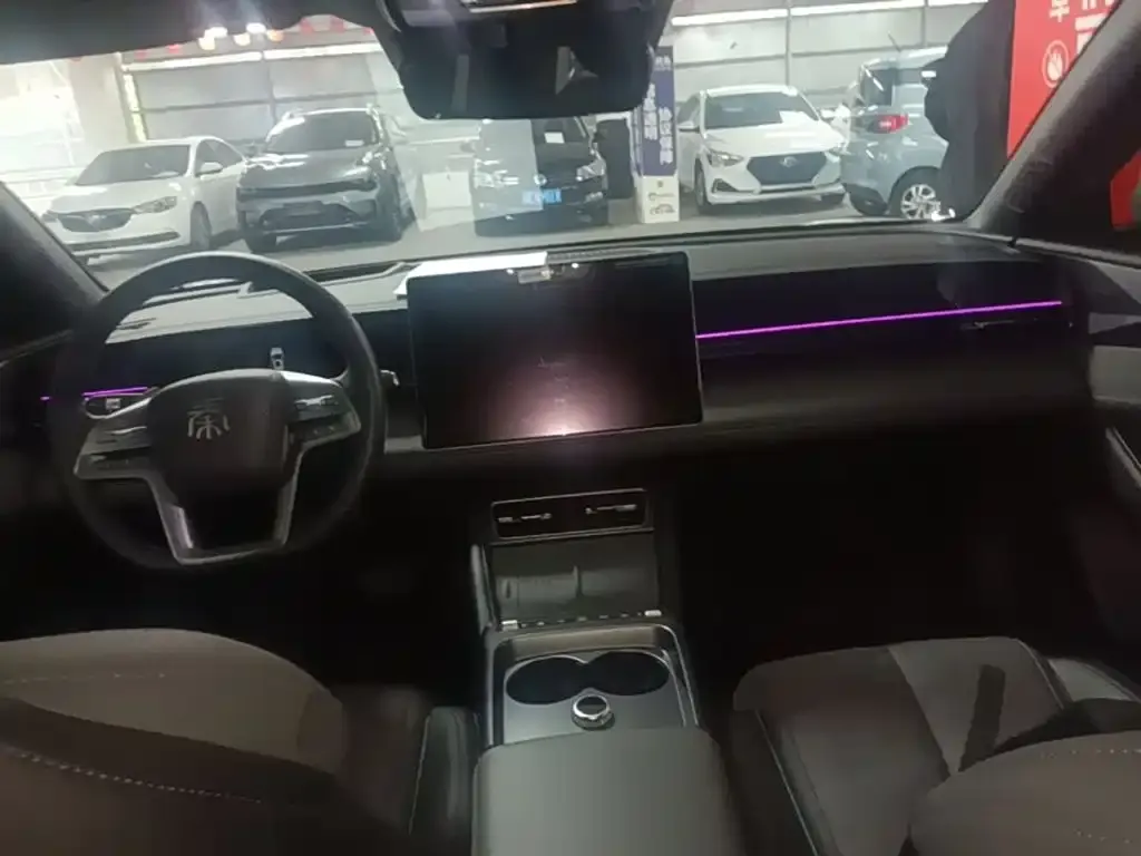 BYD Qin L — фото 7