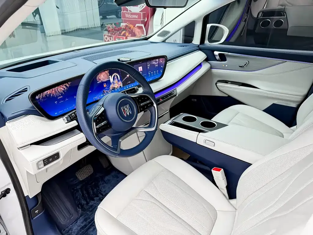 Buick GL8 Hybrid — фото 6