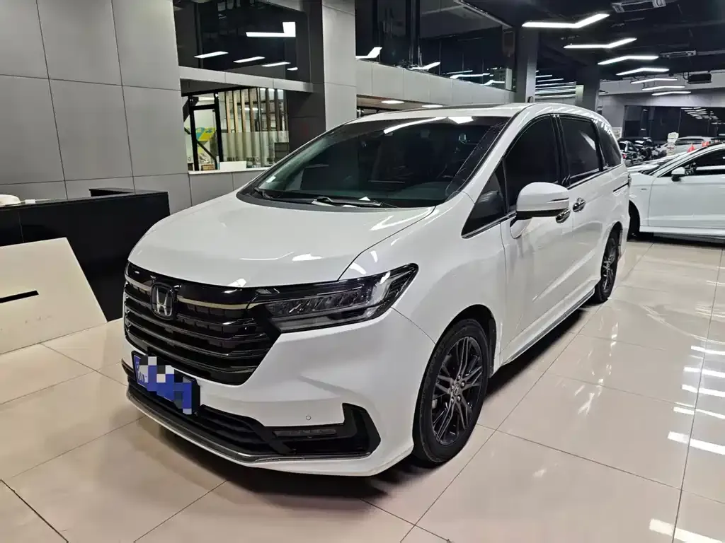 Honda Odyssey — фото 1