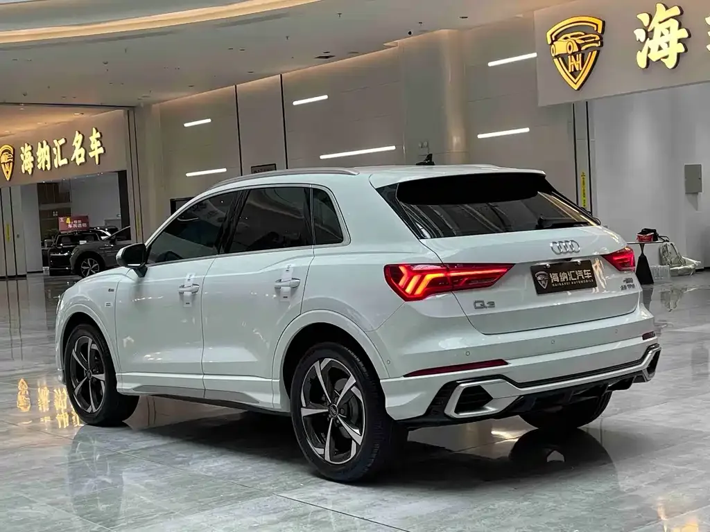 Audi Q3 — фото 5
