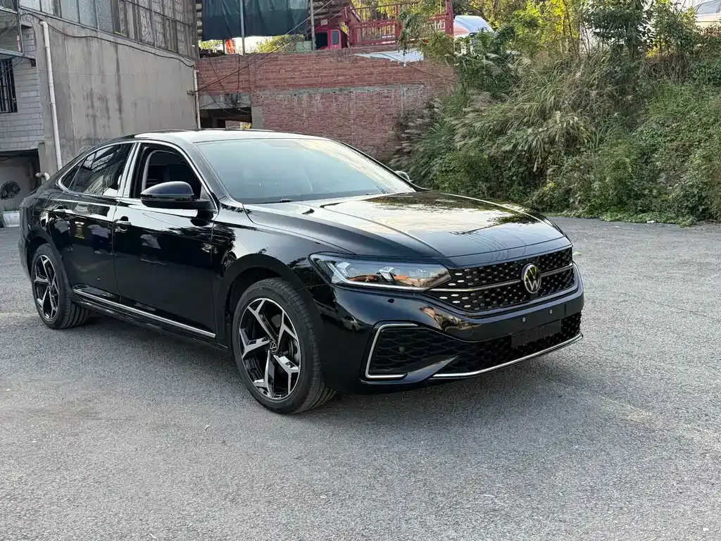 Volkswagen Passat — фото 4