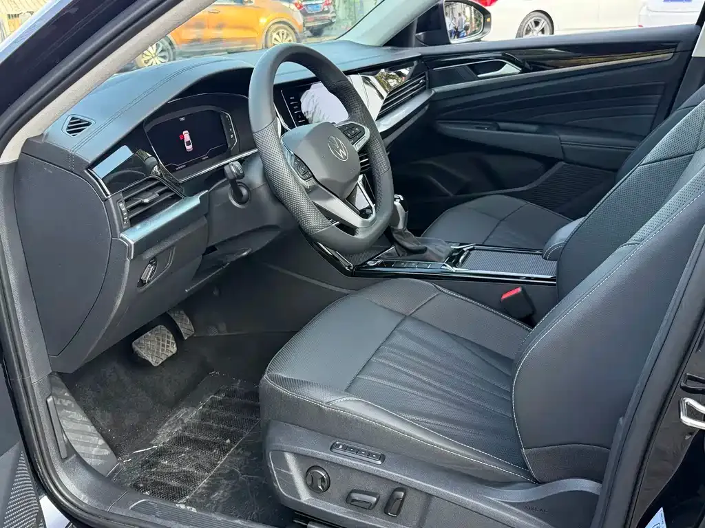 Volkswagen Passat — фото 7