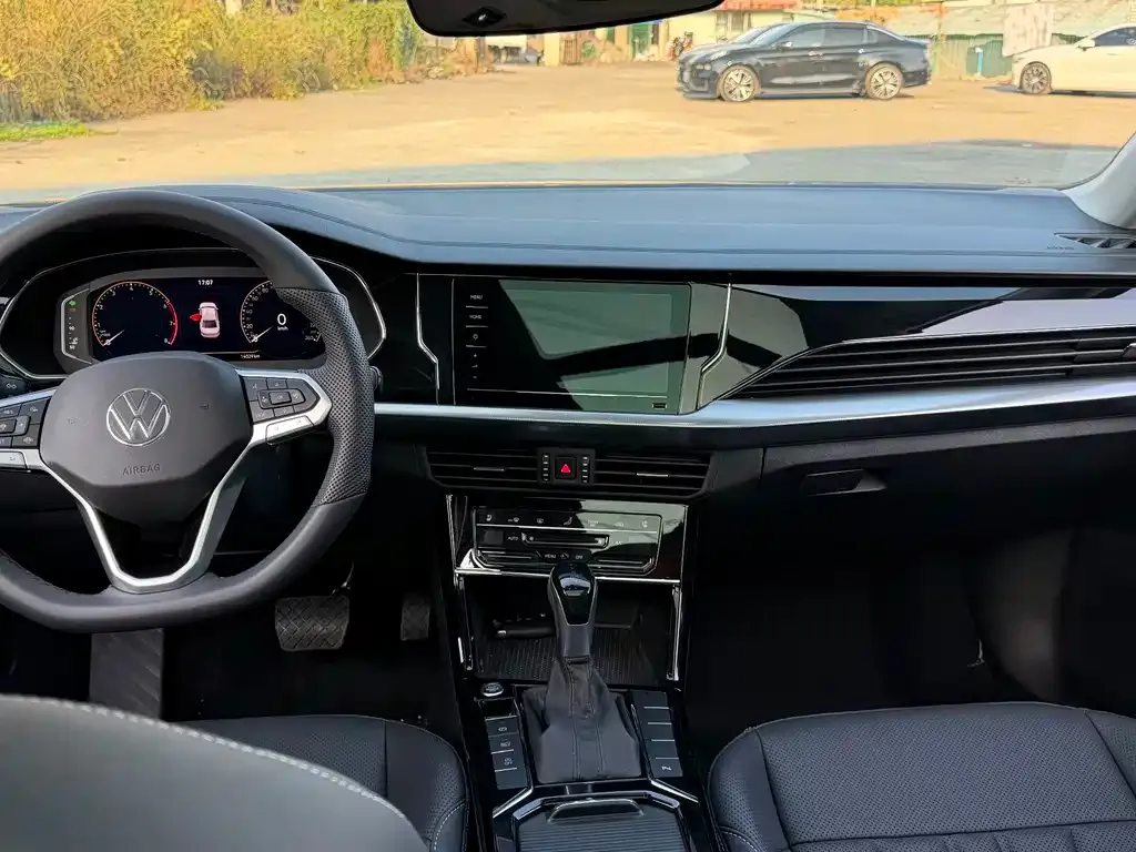 Volkswagen Passat — фото 3