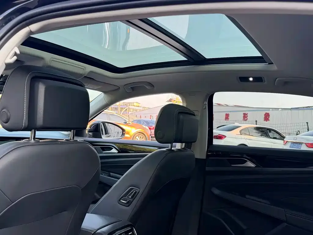 Volkswagen Passat — фото 2