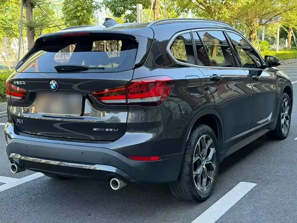 BMW X1 — фото 3