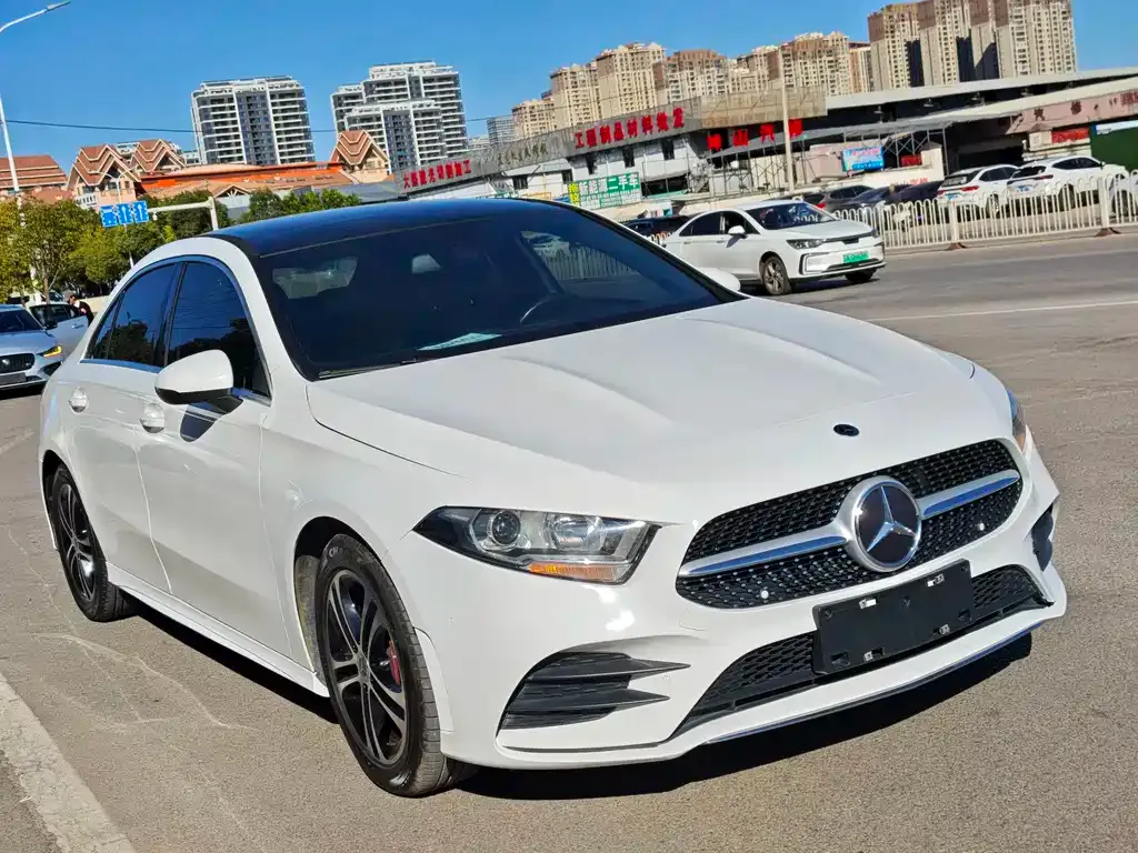 Mercedes-Benz A-Class — фото 8