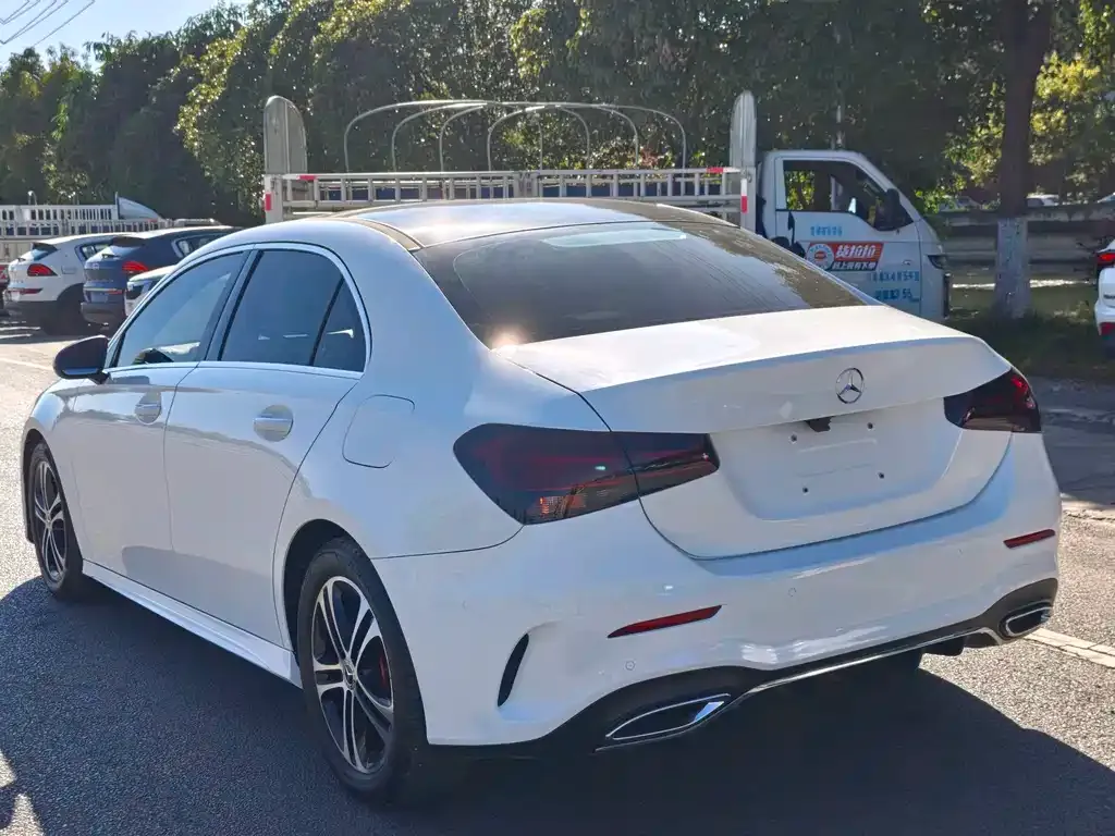 Mercedes-Benz A-Class — фото 10