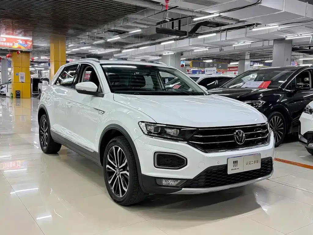 Volkswagen T-Roc — фото 4