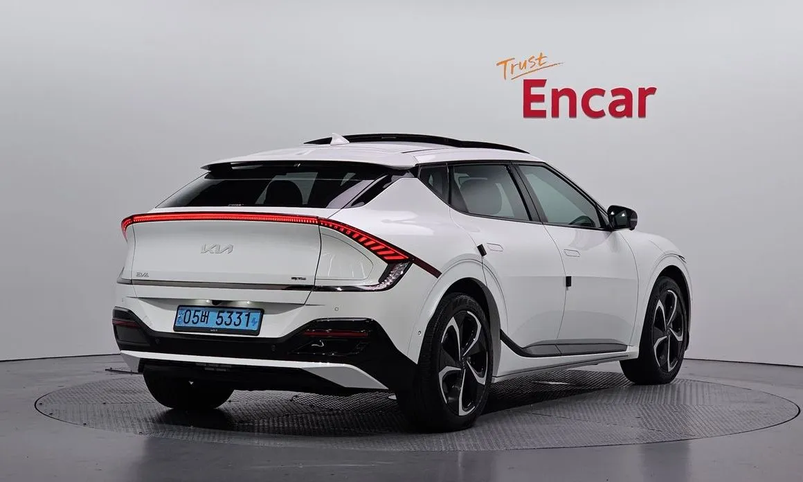 Kia EV6 — фото 2