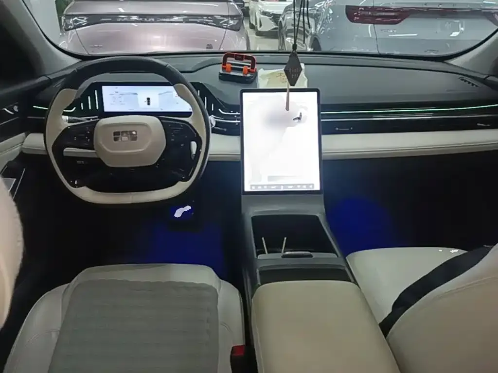 Geely Galaxy L6 — фото 6