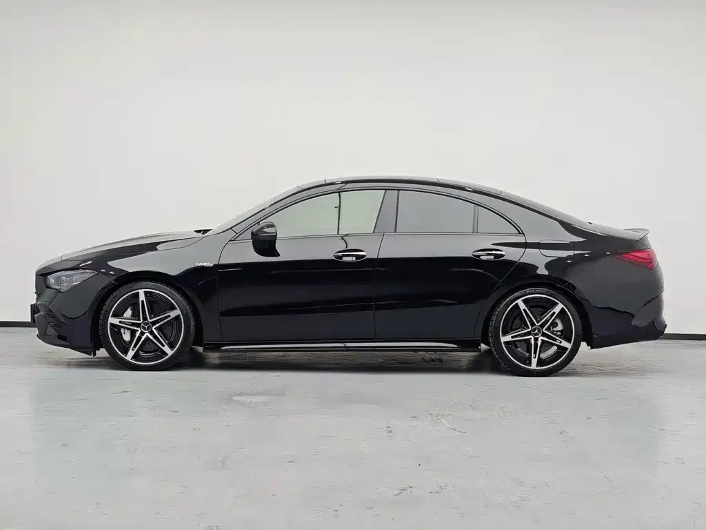Mercedes-Benz CLA AMG — фото 5