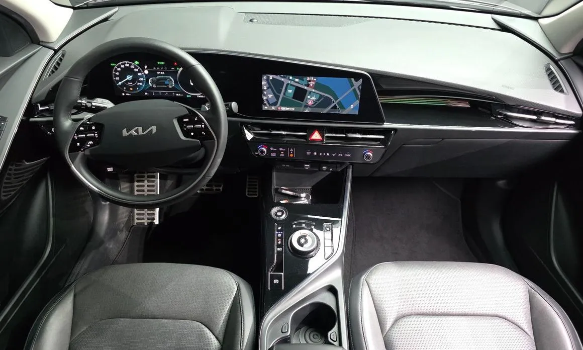 Kia Niro — фото 10