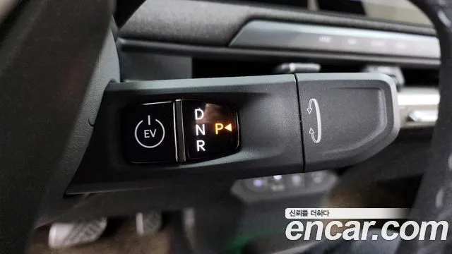 Kia EV3 — фото 7