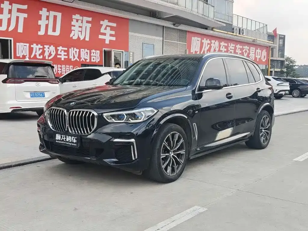 BMW X5 — фото 1