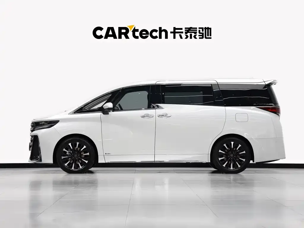 Toyota Vellfire — фото 6