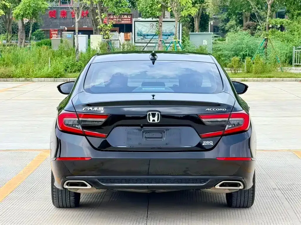 Honda Accord — фото 3