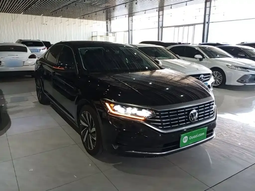 Volkswagen Passat — фото 5
